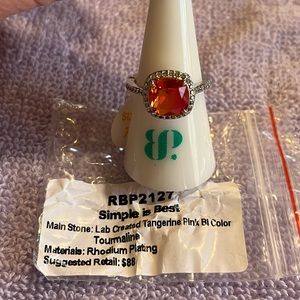 Size 7 ‘simple is best’ never worn tag and bag